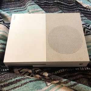 Xbox One s